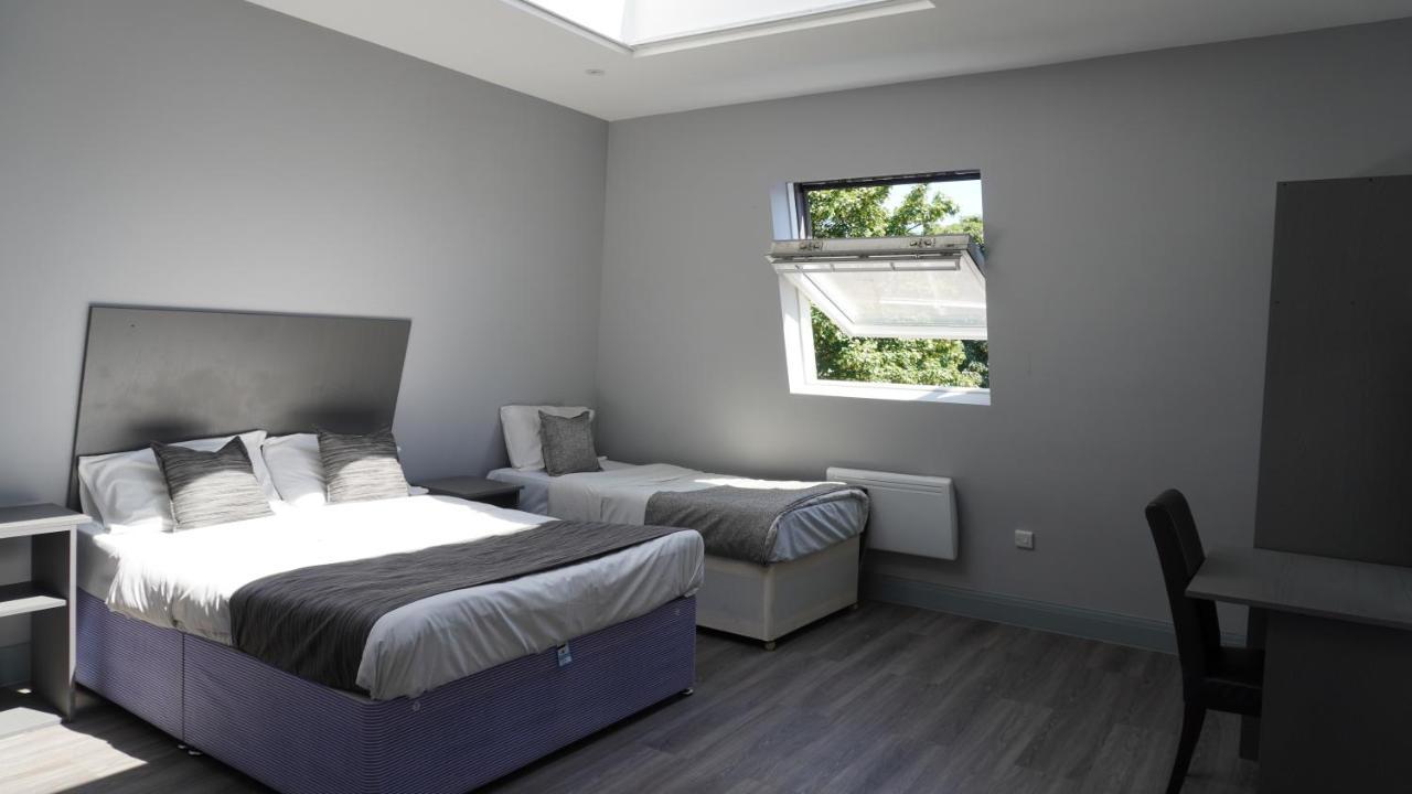 Roshni Hotel Southall Zewnętrze zdjęcie