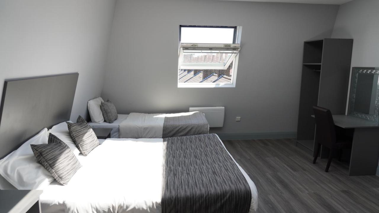 Roshni Hotel Southall Zewnętrze zdjęcie