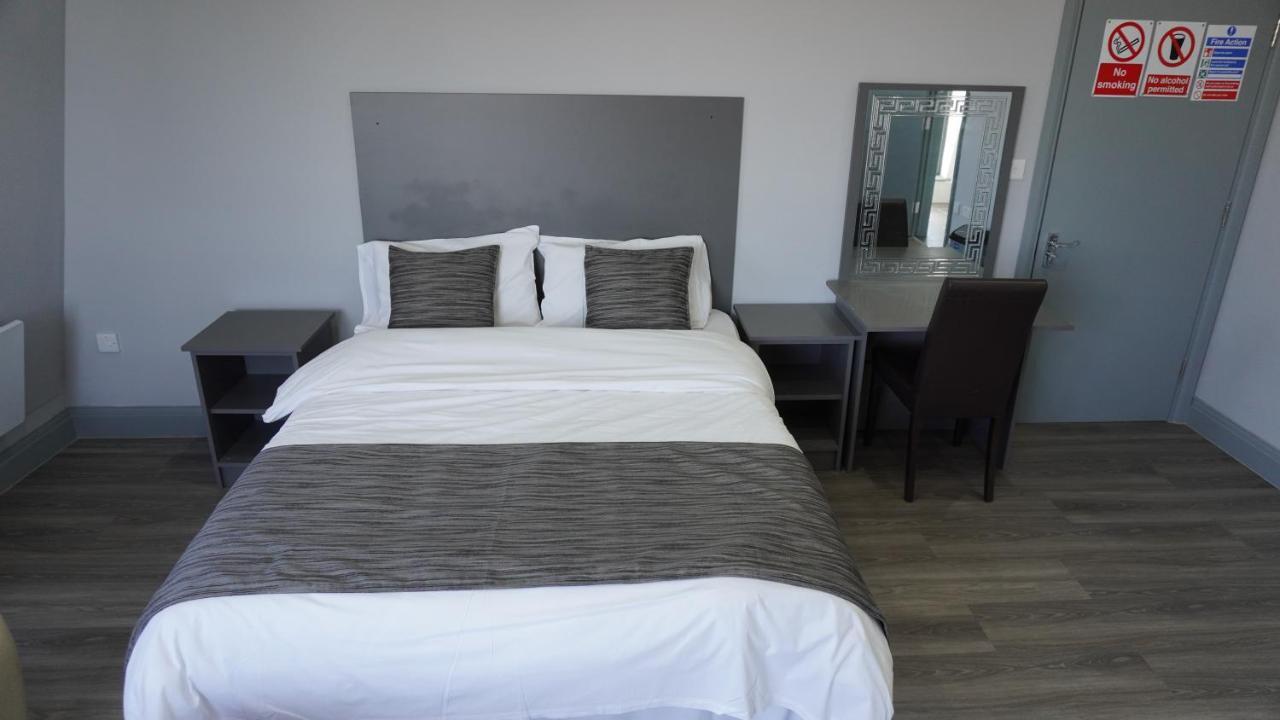 Roshni Hotel Southall Zewnętrze zdjęcie