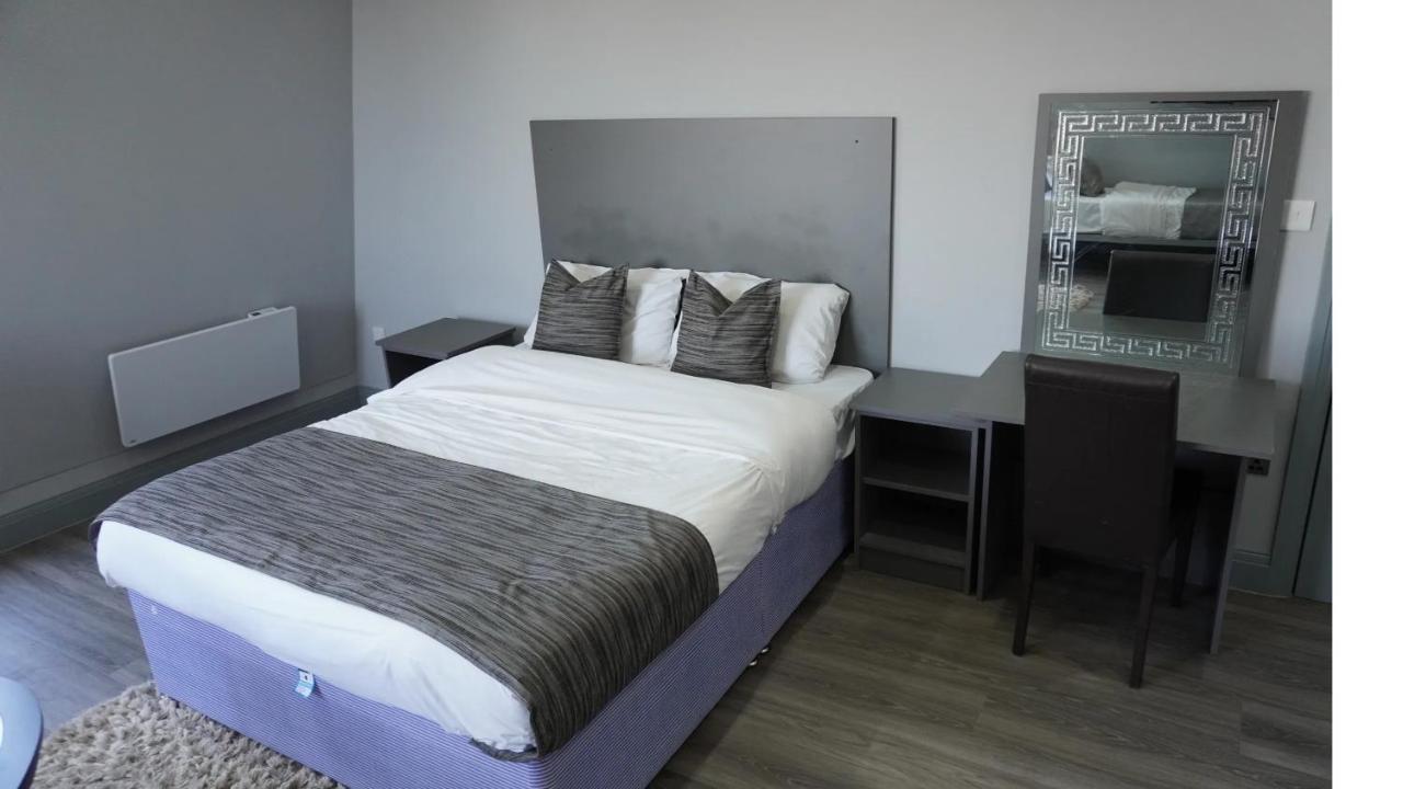 Roshni Hotel Southall Zewnętrze zdjęcie
