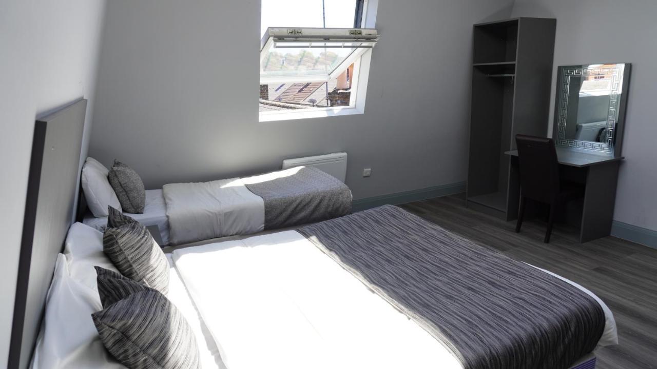 Roshni Hotel Southall Zewnętrze zdjęcie