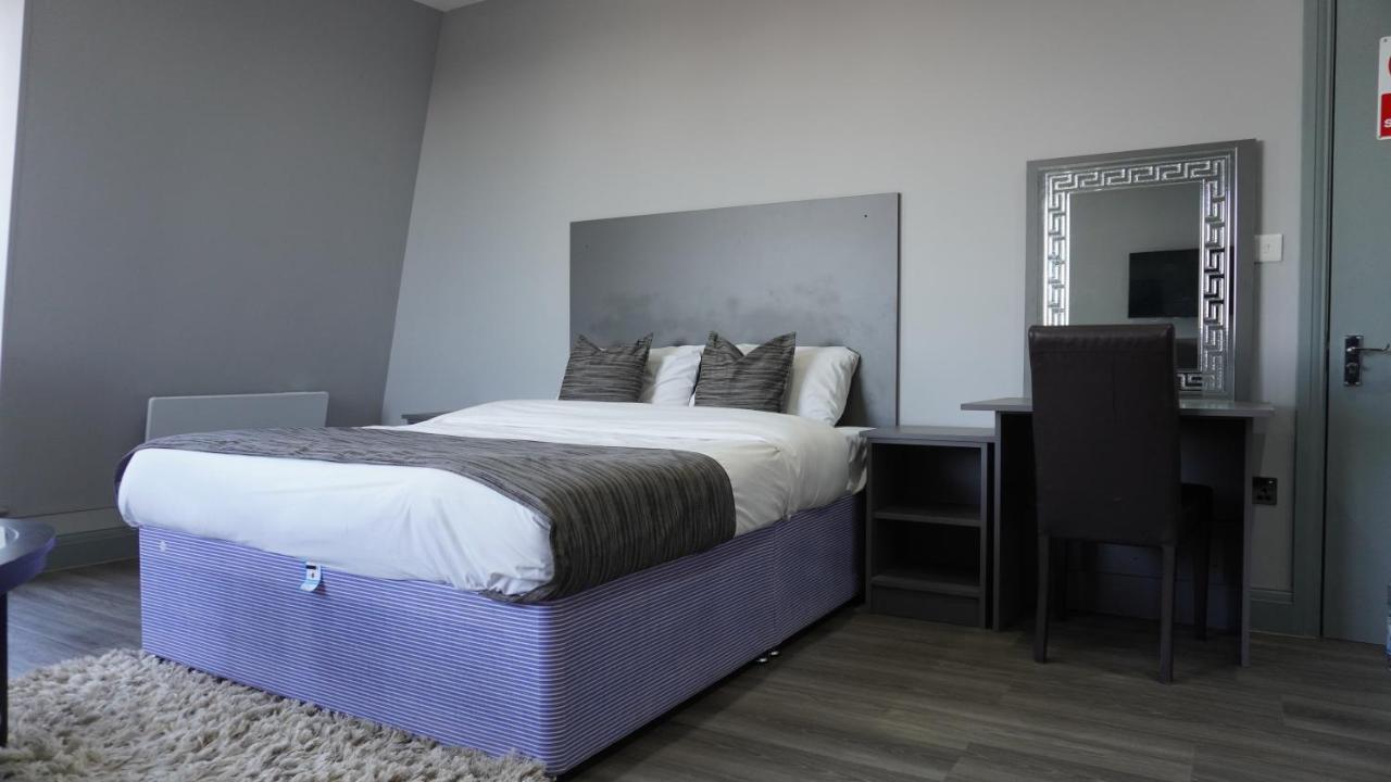Roshni Hotel Southall Zewnętrze zdjęcie